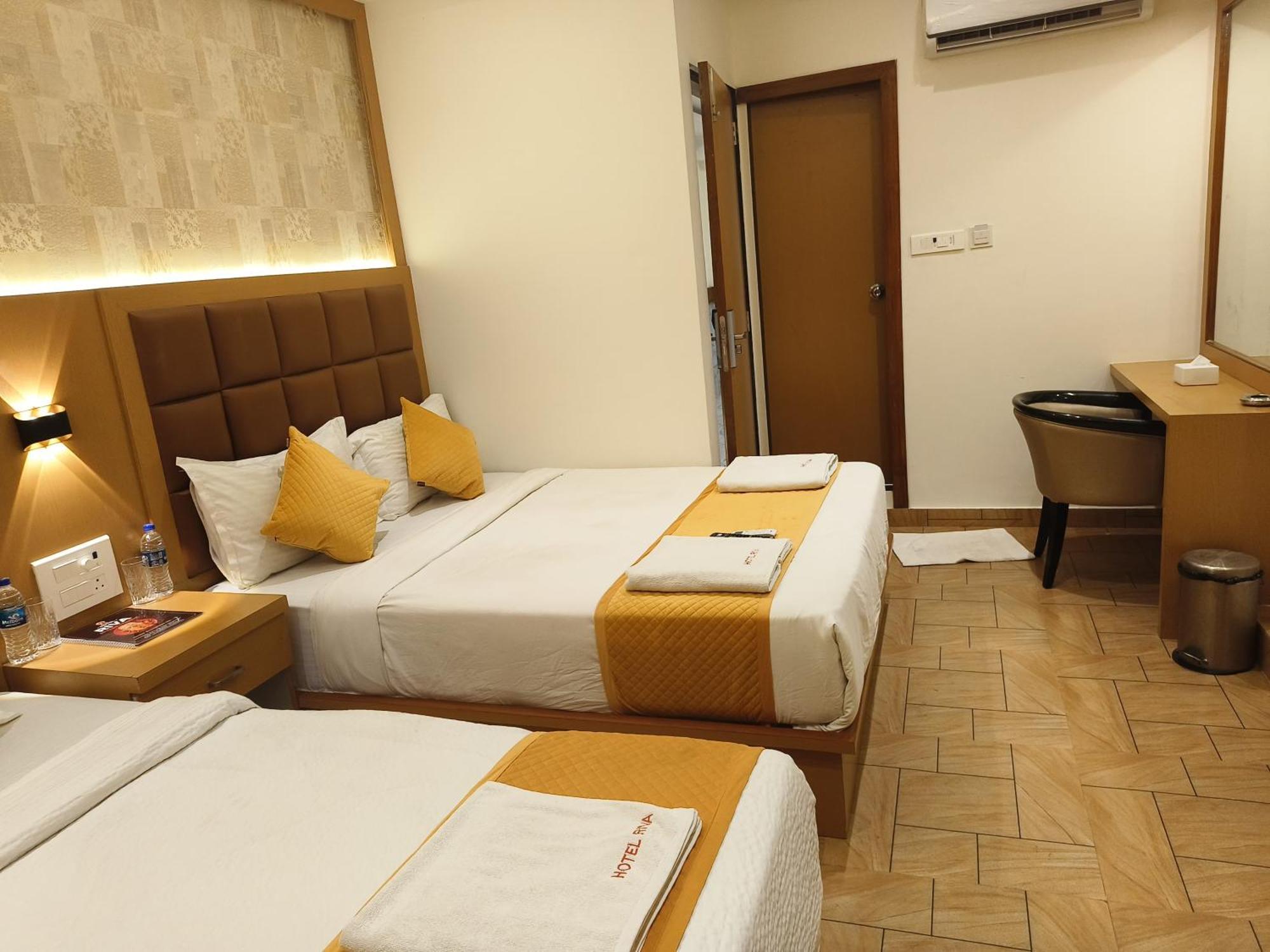 Hotel Riva International Goregaon- Near Nesco 孟买 外观 照片