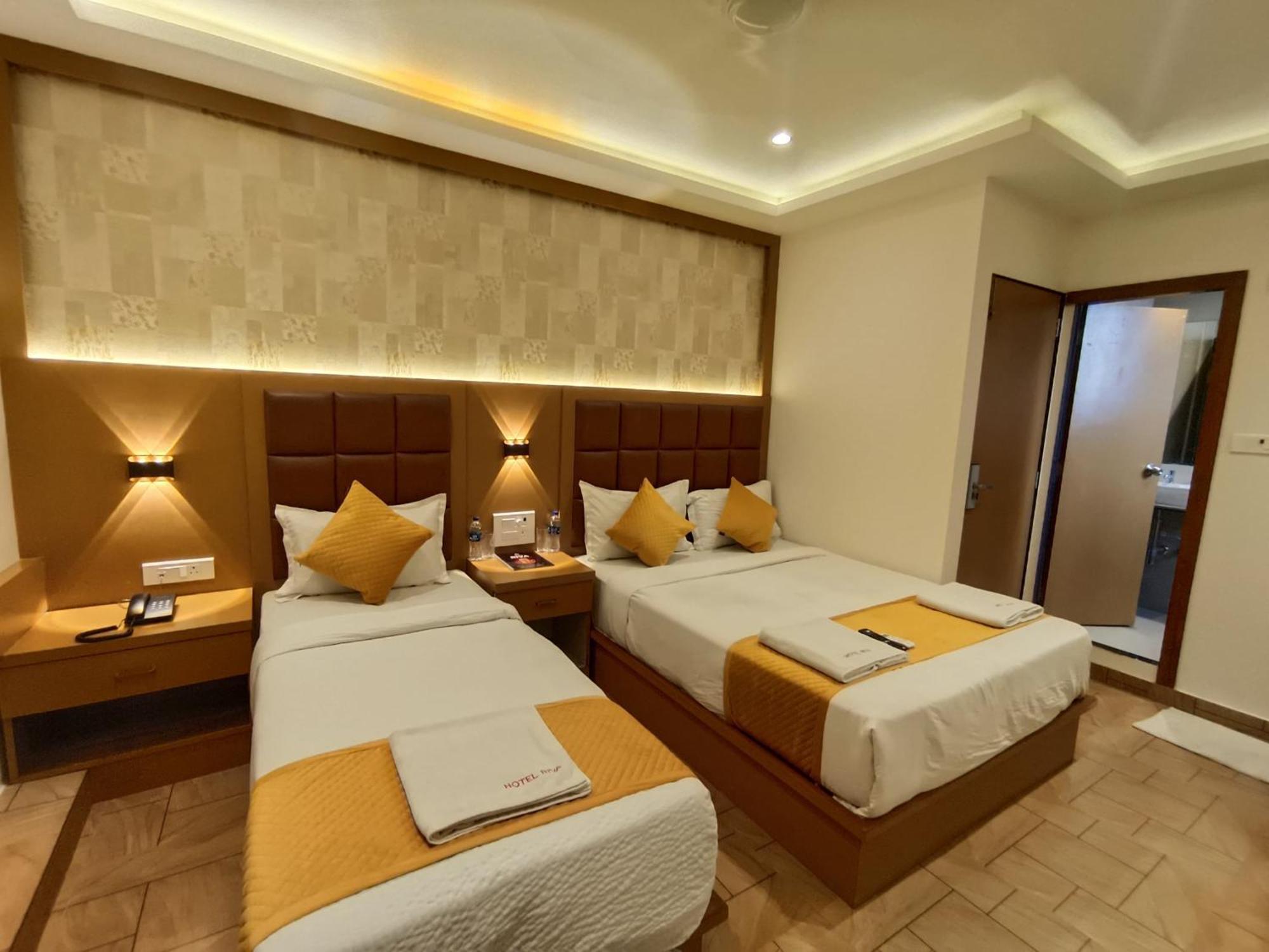Hotel Riva International Goregaon- Near Nesco 孟买 外观 照片